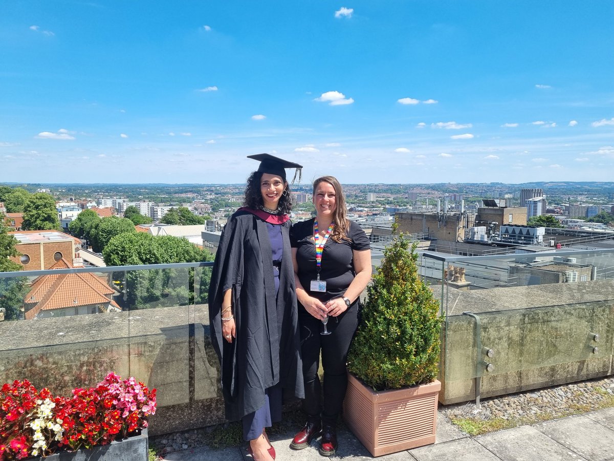 Two years after finishing my master's, I finally got a proper graduation ceremony today!
I'm grateful for all the support that got me where I am today, esp from my awesome supervisor <a href="/cl_petitjean/">Celine Petitjean</a> who has been mentoring me through my science (and life) journey.
#BristolGrad