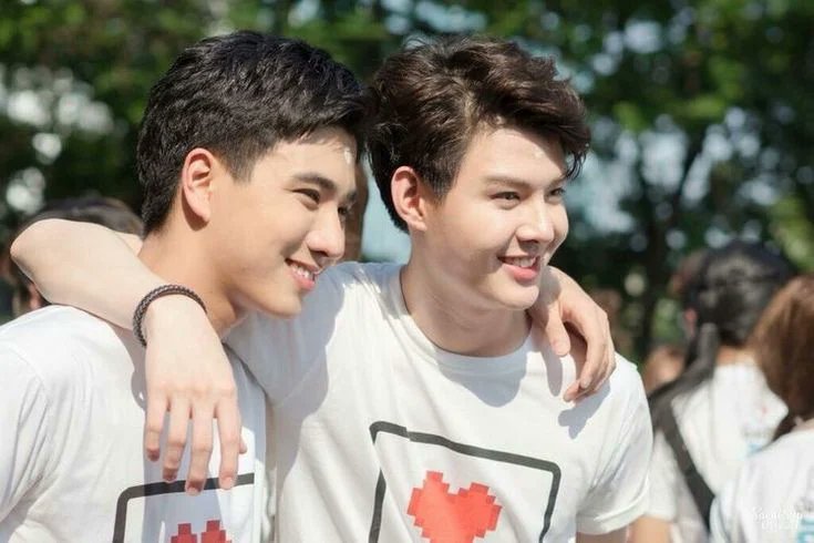 How lucky I'm for seeing you .You two are my priorities and it will never change.I promise I stay by your side to support you and protect you as much as I can.🥺I really miss you my boys❤️🖤
#เราที่นานมาแล้ว