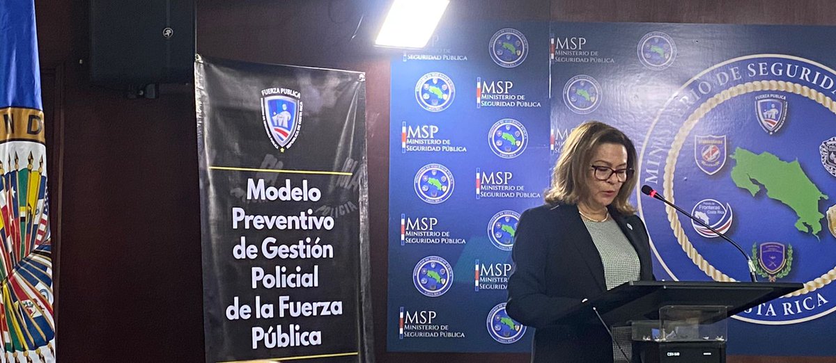 OEA_SegPublica's tweet photo. Con apoyo de #REDPPOL de @OEA_Seguridad, @fuerzapublicaCR alcanza la certificación Internacional Norma #ISO9001:2015 en el proceso de evaluación y mejora continua del servicio policial preventivo de Fuerza Pública.
Esta certificación fortalece las capacidades de la institución👏 https://t.co/pePKM2r43X