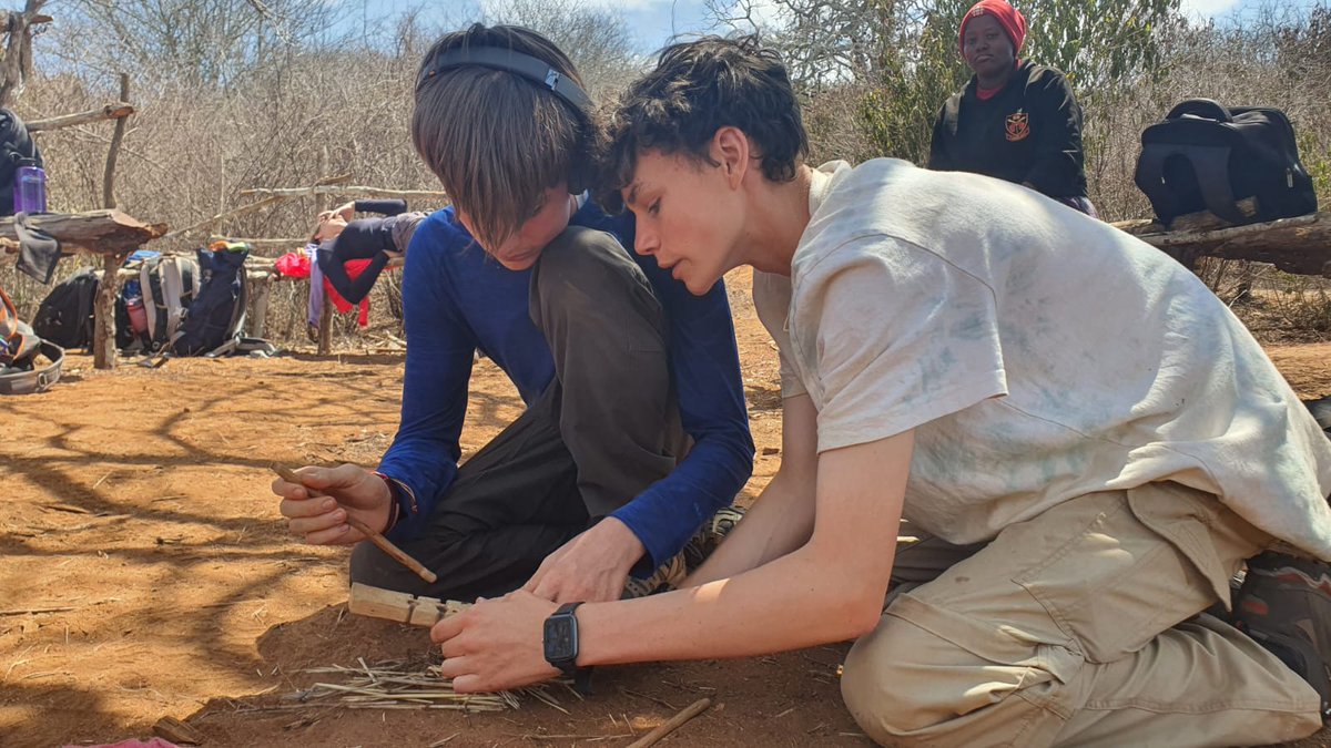 Yesterday, all the #TeamTofaa team climbed the Marangu hills🗻, explored caves and learnt bushcraft skills 🏹. They also got to meet the Tumaini women's group and took part in bead making and making elephant dung paper🐘 #campTsavo #dosomethingamazing <a href="/CampsInt/">Camps International</a> #campseffect