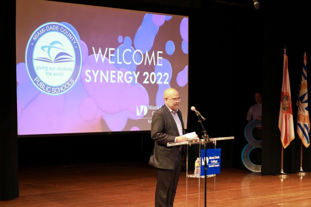 SuptDotres's tweet photo. .@Synergy_MDCPS will equip our school leaders &amp; educators with a stronger foundation to devise a strategic approach for @MDCPS students to succeed. As we embark on this journey, we will develop a partnership that builds a culture of collaboration in our district. #Connect305 https://t.co/SpzzVwJHth