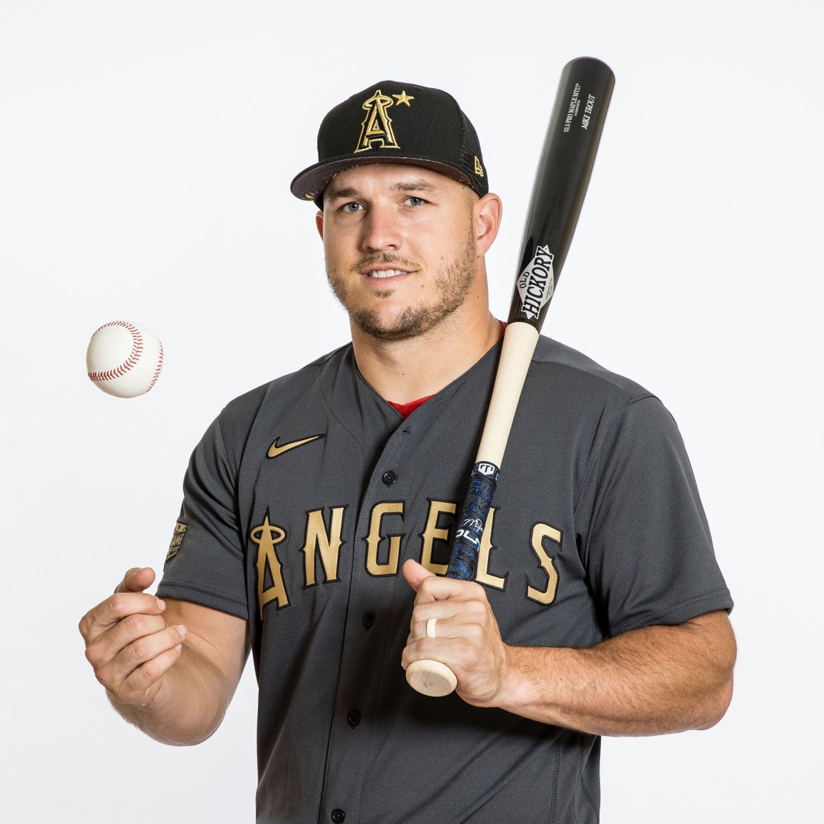 MLB's tweet photo. The 2022 @Nike #AllStarGame jerseys just dropped. 🔥 https://t.co/iG7q33cKMG