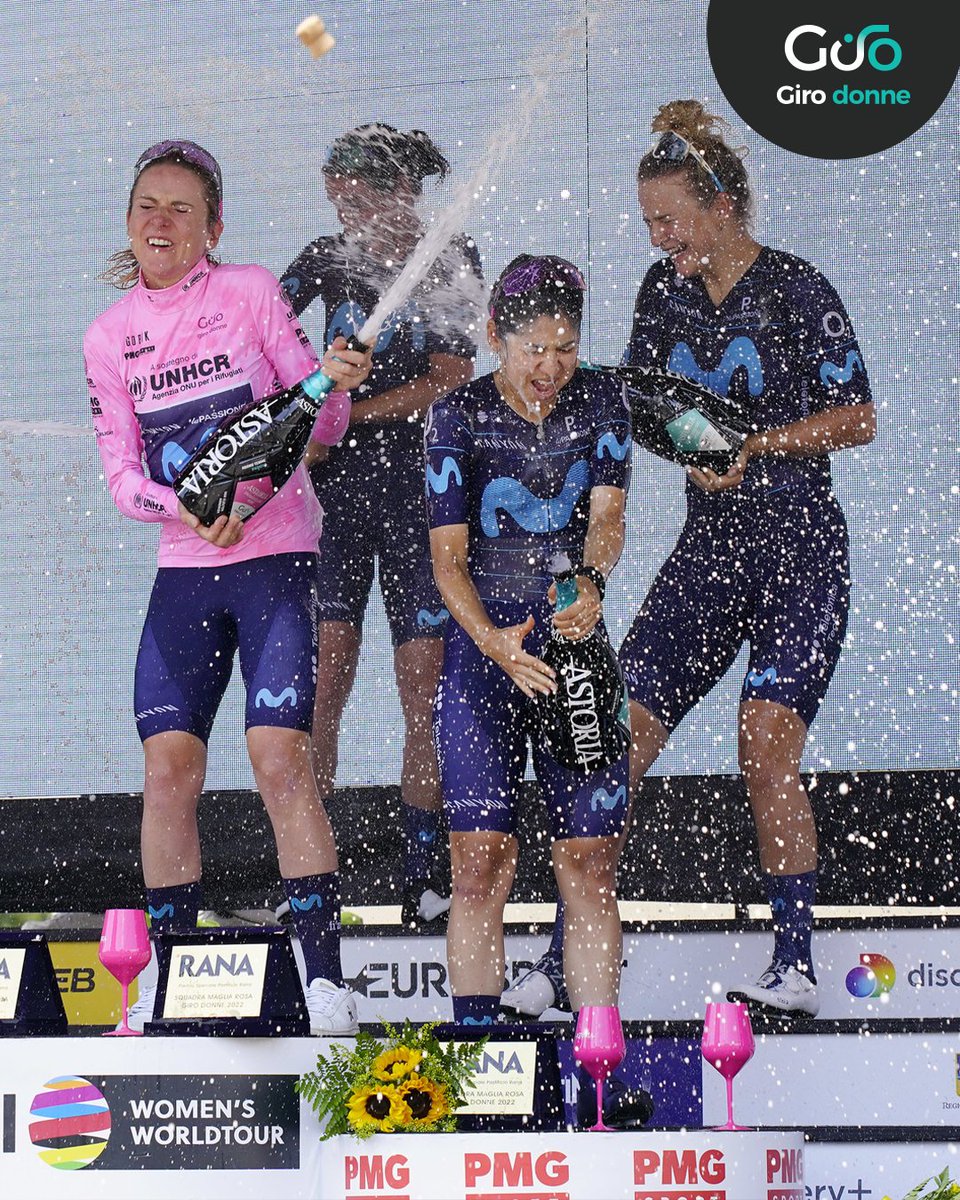 THE LEGEND 😎🚴‍♀️ It’s all yours Annemiek! Van Vleuten vince il Giro Donne per la terza volta 💖👑 #GiroDonne #GiroDonne22