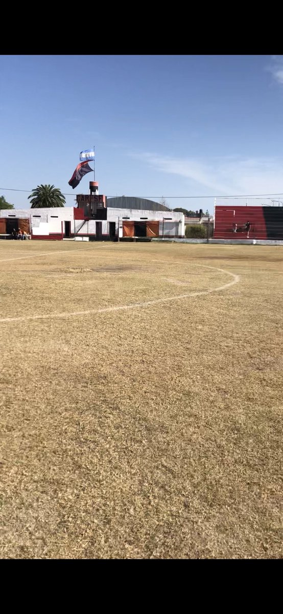 A veces solamente hay que tomarse un mate y esperar, todo llega siempre ❤️🖤