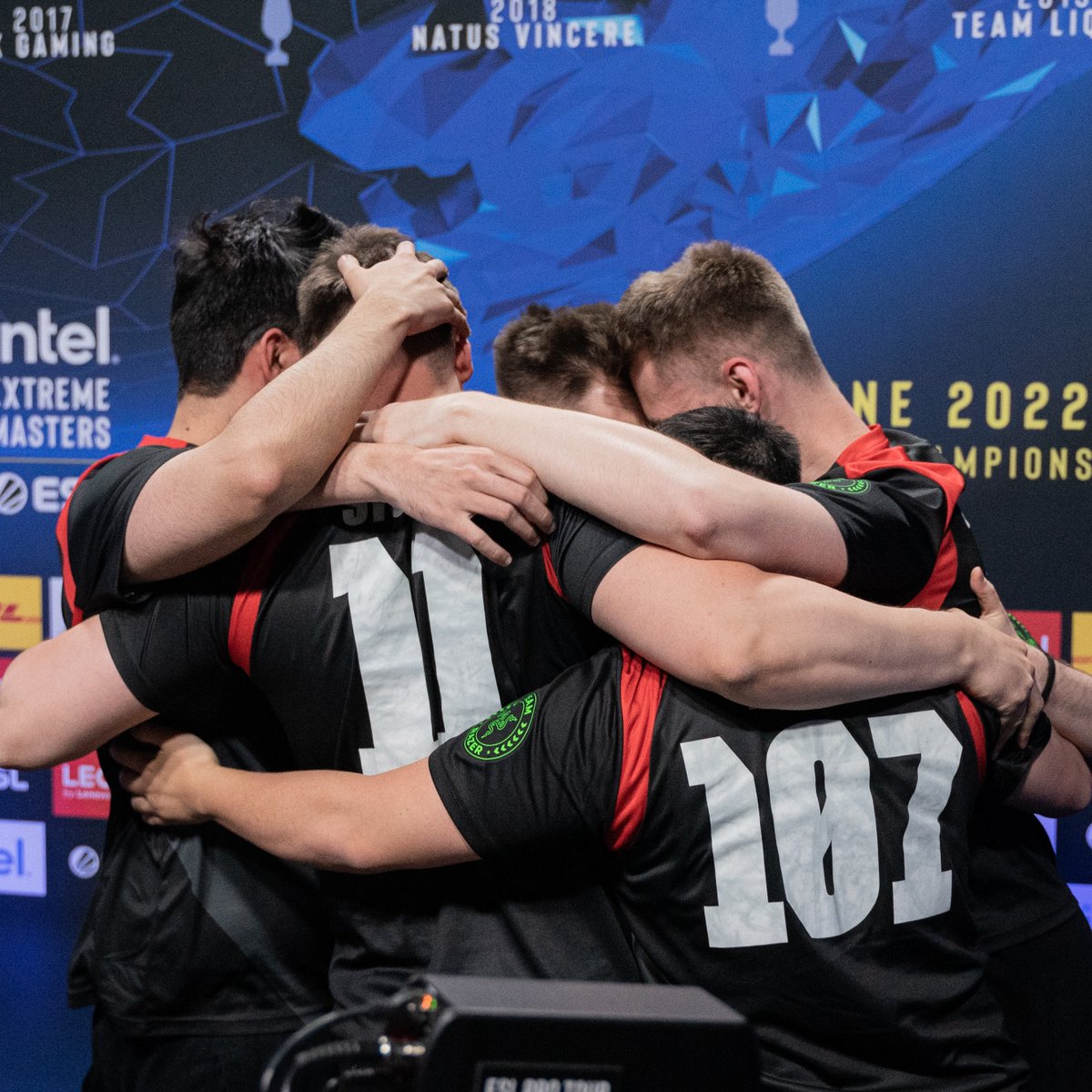 MOUZ tweet media