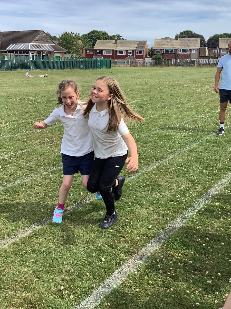 WellfieldMiddle's tweet photo. #WMSSportsDay #TeamWMS https://t.co/iKvAFHFShQ