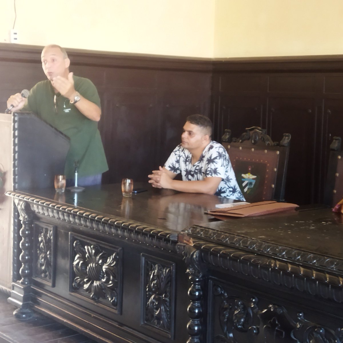 Intercambio con Antonio Guerrero,mañana de lujo.#educadores.