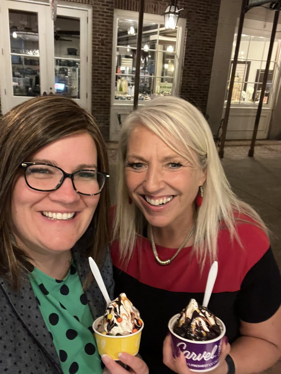 speakmichelle's tweet photo. Thrilled to be with fellow speaker friends at the @nsaspeaker summer conference in Nashville. #influence22 https://t.co/vr4WP0QLPJ