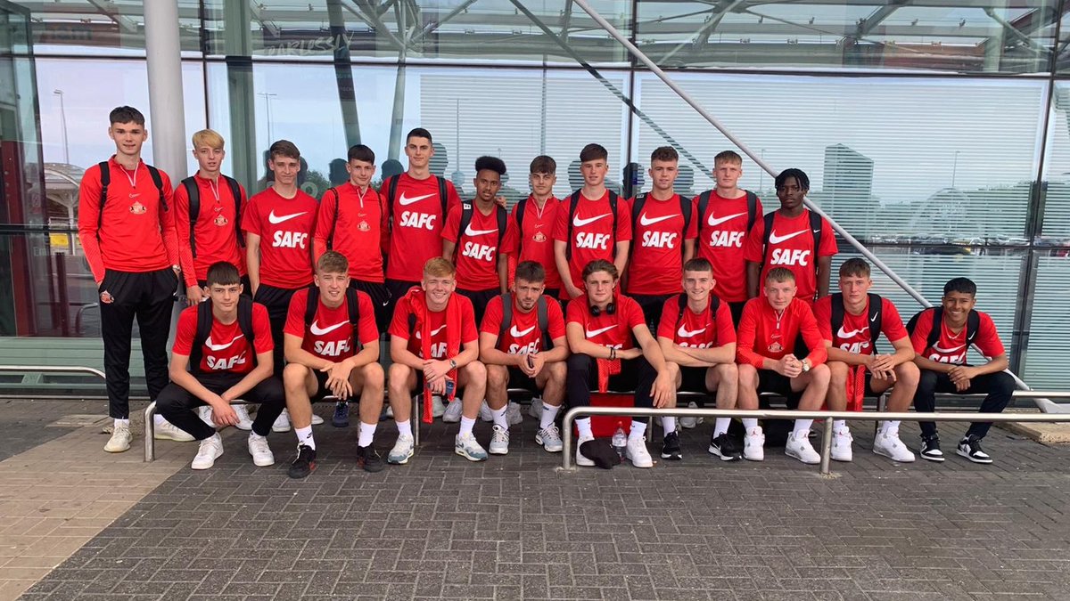 SunderlandAFC's tweet photo. 🎓🇳🇱

Best of luck to our Under-18s who depart for their @erasmusplusUK pre-season tour in the Netherlands. 

#SAFC | #SAFCAcademy https://t.co/GaboScTxDv