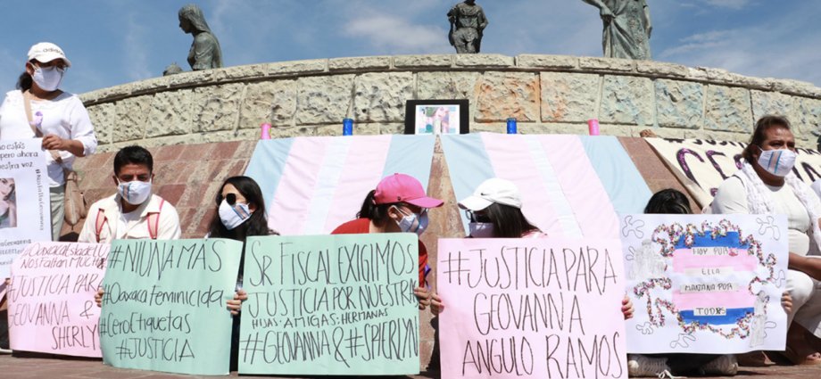 OaxacaPolitico's tweet photo. #Oaxaca de Juárez encabeza lista de municipios con más delitos sexuales

Reportan 92 casos en 6 años; se concentran las agresiones en 15 municipios de la entidad. https://t.co/tKCw3QSieU https://t.co/4THv2JBTVs