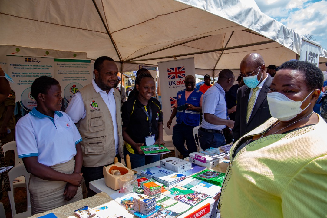 masabalaz's tweet photo. @OPMUganda @RobinahNabbanja @KagutaMuseveni Thank you Hon. for.pssing by our exhibition table.and receiving our IEC material.

We hope that The cry of young people addessed to His Excellency through @RuthMugisa our peer educator from @NaguruC is sent all the way up,Including through The @Parliament_Ug 

#WPDUg22 https://t.co/ljmmUlToj0