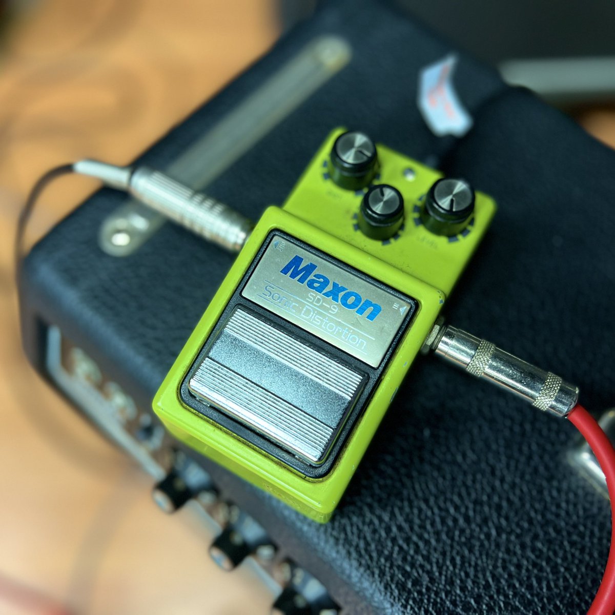 古めのMaxon SD-9 Sonic Distortion🎸 どちらかと言うとやっぱSD-01 古めのMaxon SD-9 Sonic Distortion🎸 どちらかと言うとやっぱSD-01