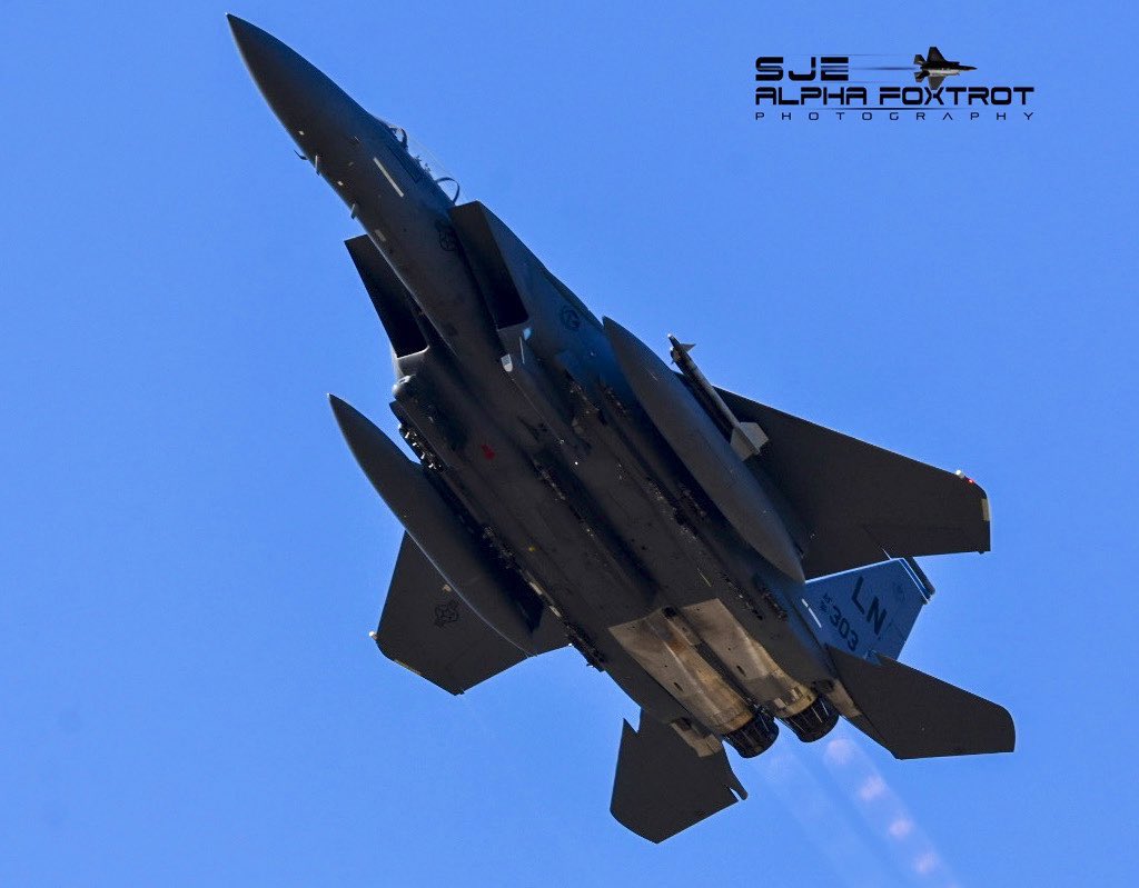 1st day and 1st time visiting @48FighterWing … it’s surpassed all my excitement 🤩😮🤘#WeAreLiberty 🗽#OwnTheSkies #ReadyAF #F15Eagle @scan_sky #aviationphotography #aviationdaily #AvGeek