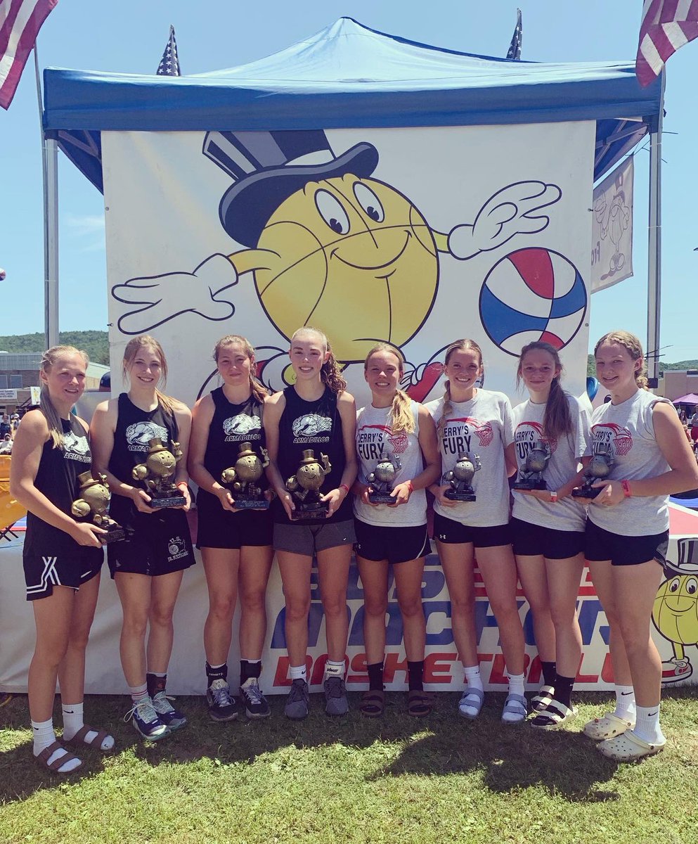 The championship game at the Norwich Gus Macker on Court Red M went to OT between the Armadillos &amp; the Jerry’s Inn Fury! Some great local players battling it out &amp; having fun. Kudos to <a href="/JAS0NMACPHERS0N/">Jason MacPherson Photos</a> (Owner of Jerry’s) for sponsoring a ton of teams this year!