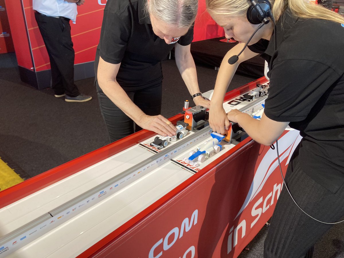 ISLDesignTech's tweet photo. Did you see it?! Did you see it?! Live racing and interview from Silverstone F1 race track as Aetos’ car powers down the track!  #F1SWF22 #ISLConnects #ISLuxUS #ISLuxthechoice https://t.co/mmhmYQZFwY