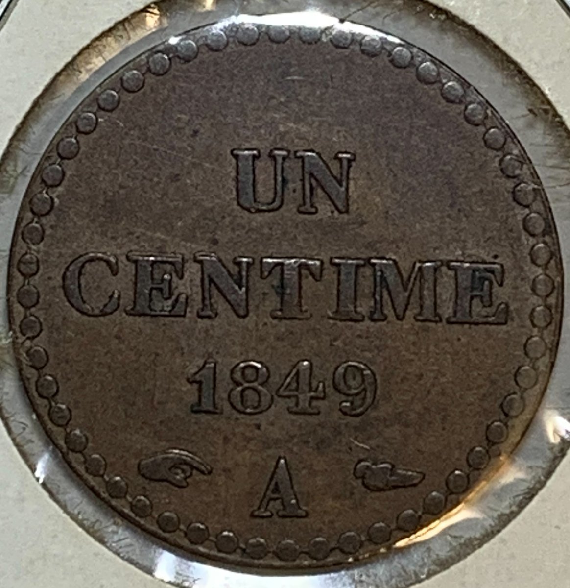 BaltimoreCoins's tweet photo. Today's #coin is an 1849 A 1 #Centime copper coin. The obverse shows a bust of Liberty and the reverse has the denomination, date, and mint mark. The "A" mint indicates the coin came from Paris. 8,663,768 of these coins were minted in this year. #numismatics #coinclub

2/2 https://t.co/U9oJmD3Jd5