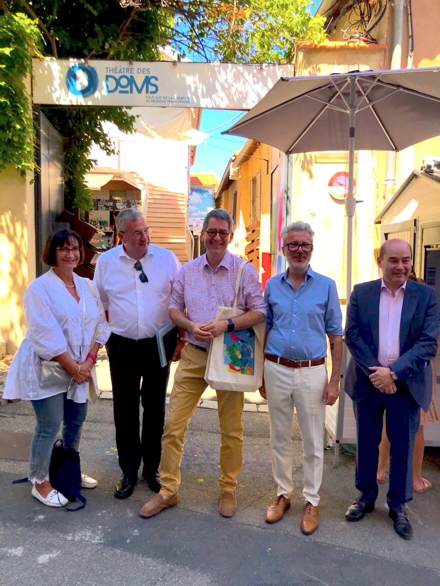 #Culture | Rencontre entre le MP de la Fédération Wallonie-Bruxelles🇧🇪<a href="/PYJeholet/">Pierre-Yves Jeholet</a> et le Président de la Région Grand Est, <a href="/JeanROTTNER/">Jean ROTTNER</a> au <a href="/TheatredesDoms/">ThéâtredesDoms</a>🎭dans le cadre du Festival d'Avignon.
Riches échanges🤝sur les collaborations potentielles dans le domaine de la culture 🇧🇪🇫🇷