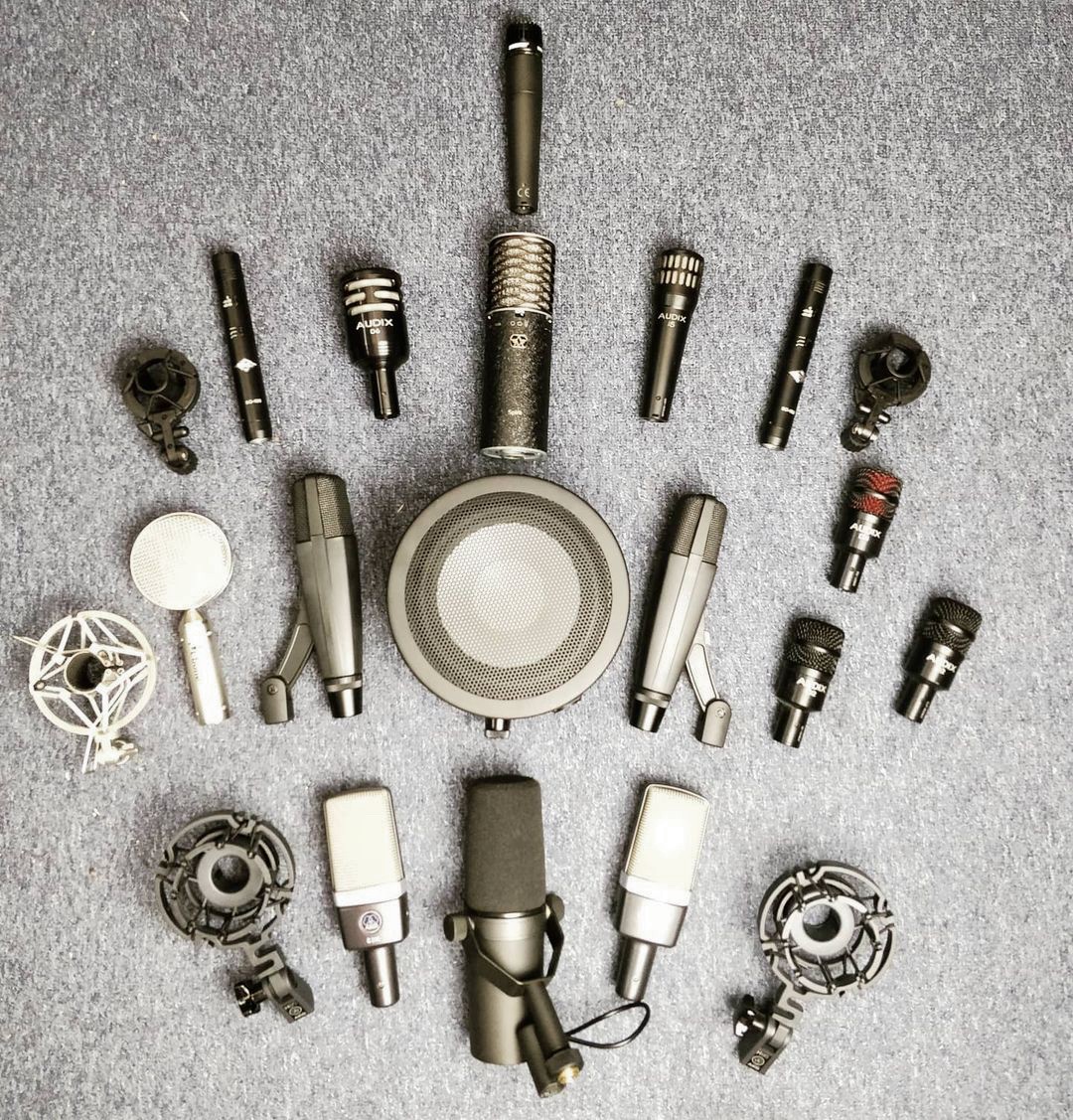Aston_Mics's tweet photo. We love to see the #astonspirit amongst such a great collection of mics 😍 What are you recording this week?

📸  svynx_band (IG)

#micmonday #astonmicrophones #miclocker #audioengineer #recordingstudio https://t.co/5yfhQXx0Am