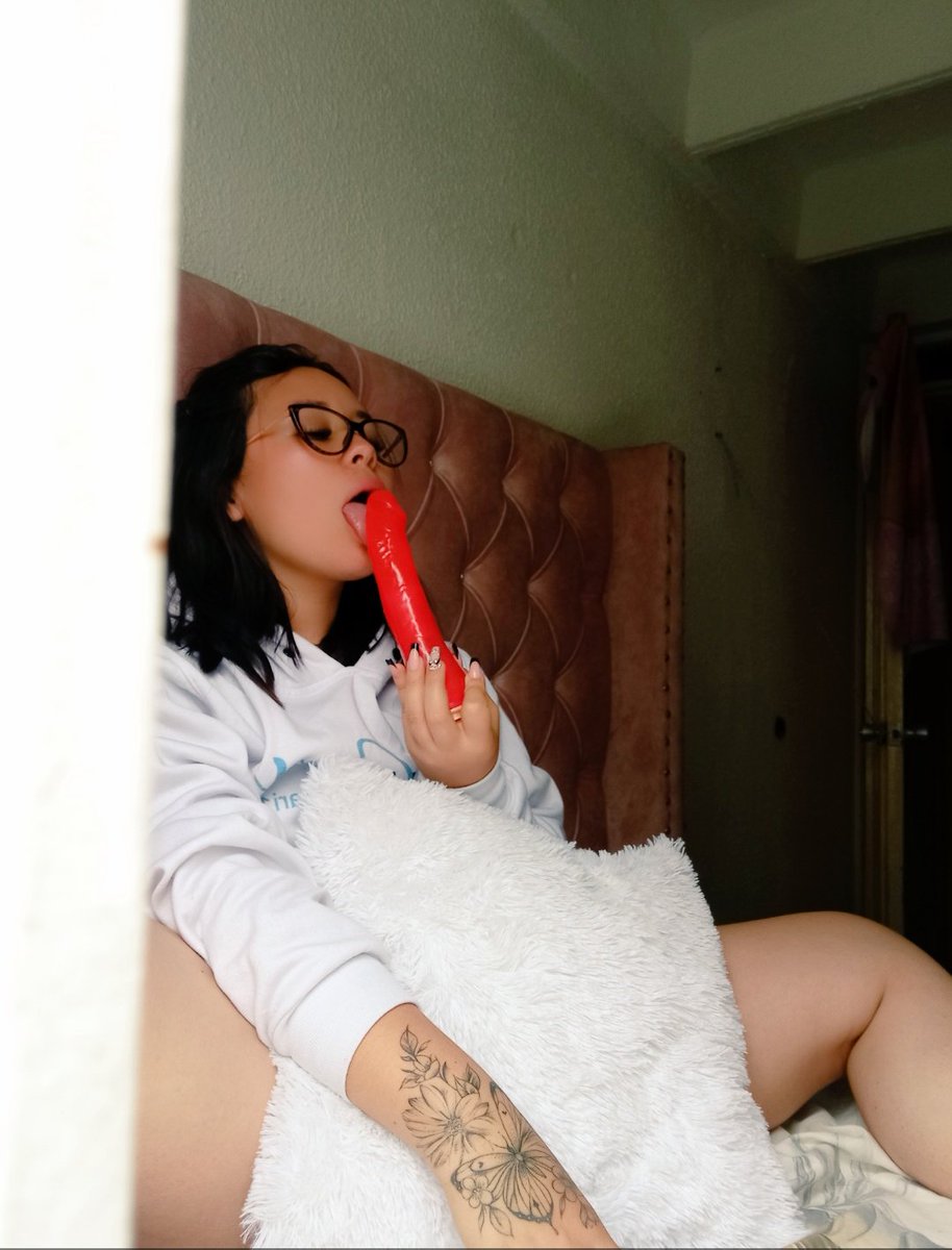 FabiolaCarrillo's tweet photo. El vídeo está en Mi Onlyfans 🤤💦🔥🥵😈
.
.
#onlyfanspromo #onlyfansbabe #LatinasCalientes 
https://t.co/zfxsct9iVY https://t.co/Cje7KB2jpM