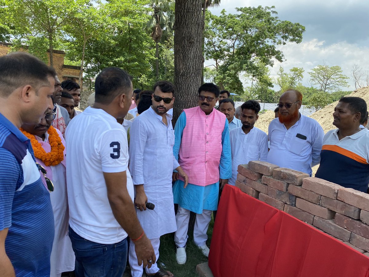 ShashiBJPBihar's tweet photo. #reopenmaniyarihospital के मुहिम में पूरी जनता साथी के सफल प्रयास की सफलता,चालू ओपीडी के बाद,महंत दर्शन दास अस्पताल में”स्वास्थ्य केंद्र के भवन+हेल्थ एंड वेलनेस सेंटर” के निर्माण का शिलान्यास @mangalpandeybjp @NitishKumar @mansukhmandviya https://t.co/0j2mwxcsb8