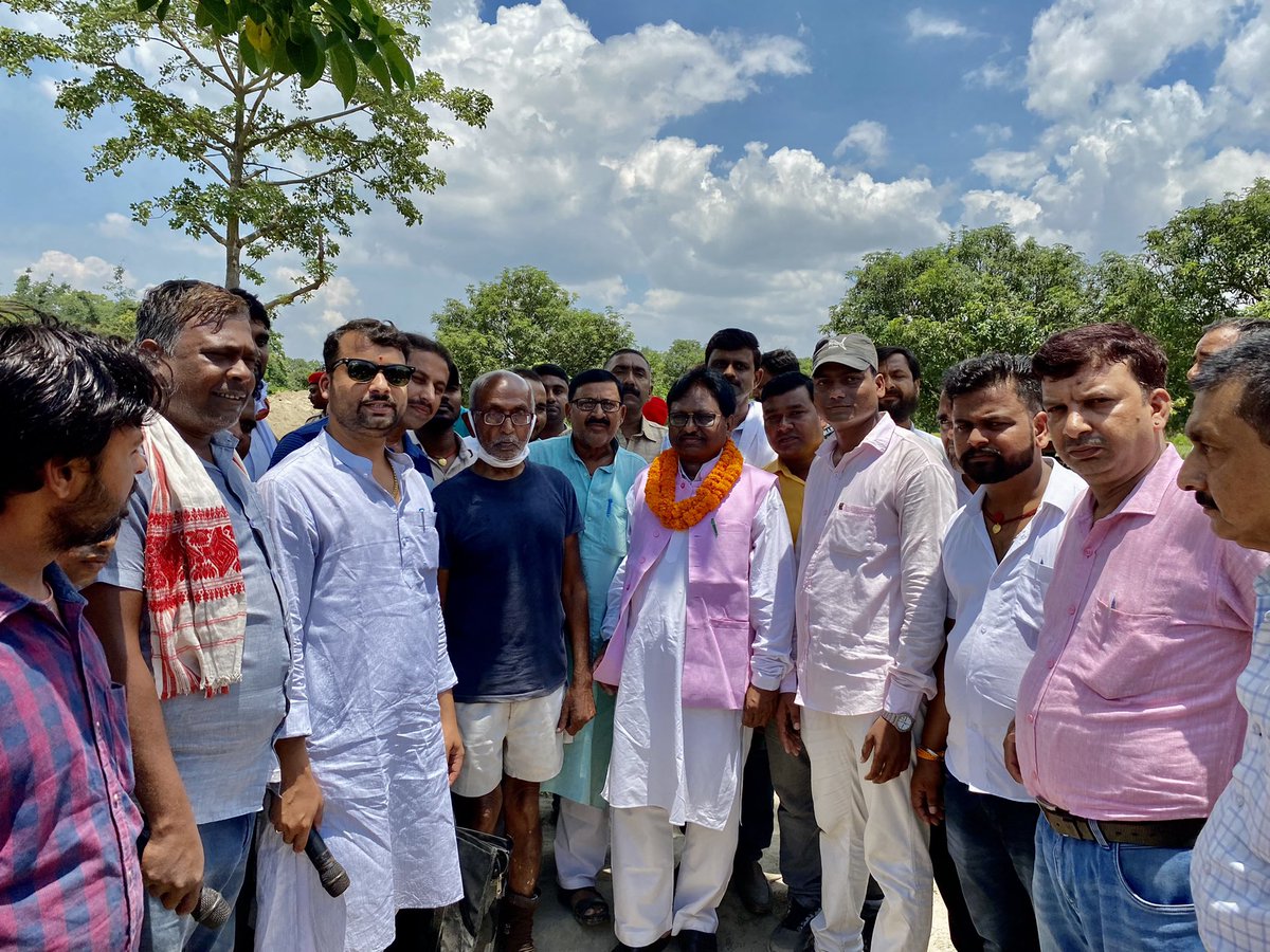 ShashiBJPBihar's tweet photo. #reopenmaniyarihospital के मुहिम में पूरी जनता साथी के सफल प्रयास की सफलता,चालू ओपीडी के बाद,महंत दर्शन दास अस्पताल में”स्वास्थ्य केंद्र के भवन+हेल्थ एंड वेलनेस सेंटर” के निर्माण का शिलान्यास @mangalpandeybjp @NitishKumar @mansukhmandviya https://t.co/0j2mwxcsb8