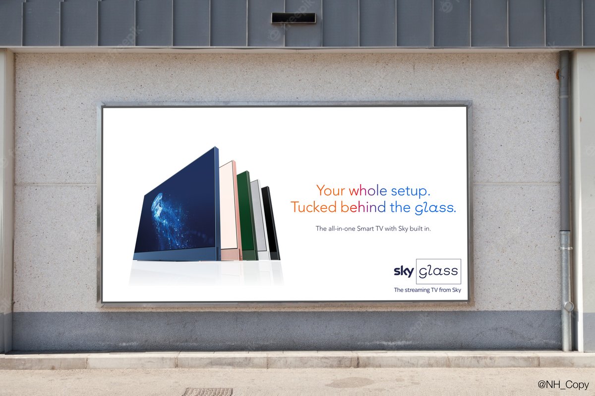 NH_Copy's tweet photo. Tucked.

Today's @OneMinuteBriefs promoting @SkyUK's new Glass Smart TV. #SmartestTV https://t.co/jto9uBVf6R