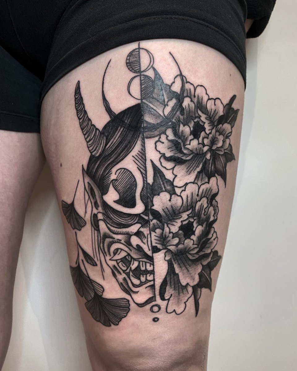 bibi_lacon's tweet photo. ✨🥺 Mon travail, à retrouver sur insta 
@ bibiztattoo https://t.co/T0nbDytR0n