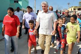 rocioarcesuare2's tweet photo. «Nosotros amamos el amor y odiamos el odio» #MiguelDíazCanelBermúdez  “ …Con amor, Cuba va enfrentar todas las calumnias, todas las mentiras, toda la perversidad que se teje contra ella…” #CubaPorLaPaz #CubaMined #educadoresplaceteños #EducaciónVillaClara https://t.co/z0fgAvBl31