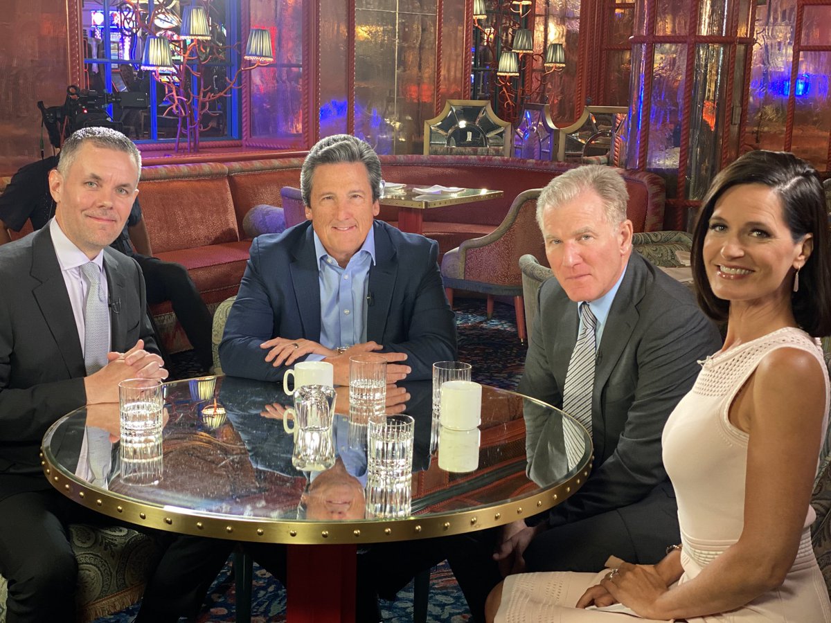 The first time these 3 CEOs have sat down together- and it was epic-About taking the reins of the iconic ⁦@LasVegasSands⁩ ⁦@MGMResortsIntl⁩ & ⁦@WynnLasVegas⁩ Resorts amid unprecedented challenges! More #CNBCEvolve Global Summit Wednesday. bit.ly/3ngUbiU