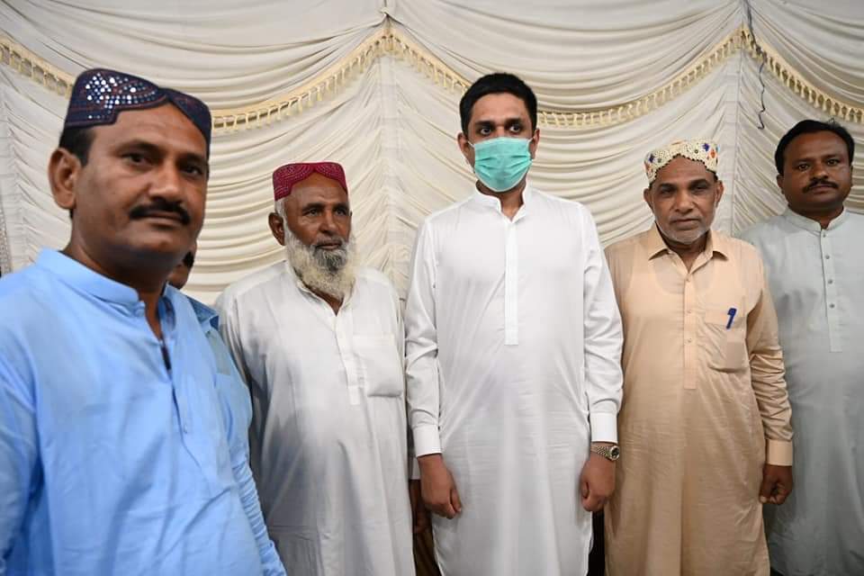 TeamBAIShaikh's tweet photo. سابق مئیر سکھر بیرسٹر ارسلان اسلام شیخ سے عید الاضحی کے موقع پر معززین شہریوں کی سکھر ہاؤس میں ملاقات کا سلسلہ جاری https://t.co/0zD1sKm4Lf