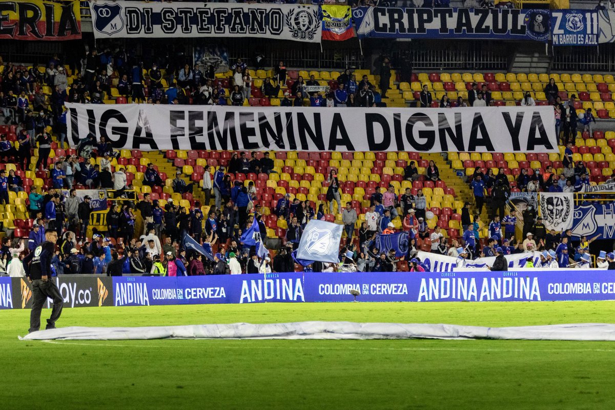 odgigarcia's tweet photo. Apoyo total a la igualdad de género en todos y cada uno de los espacios.
En el fútbol, respeto a quienes nos representan decorosamente en esta #CopaAmericaFemenina https://t.co/yY24sAgI7M