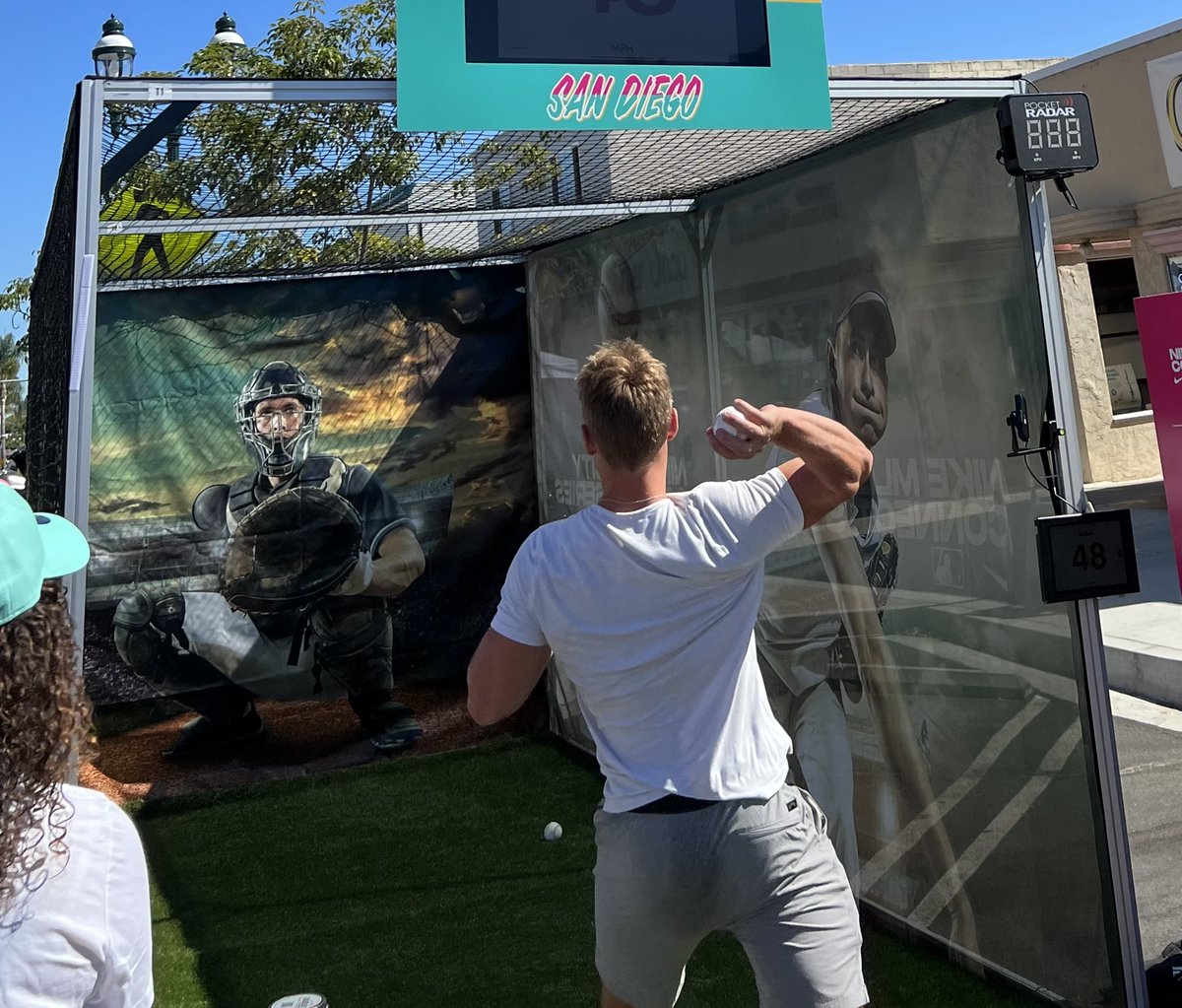cole_mcfarlane's tweet photo. Part of my summer intern @McFarlanePromo working on the production of @ChulaVistaEvnts “CV Block Party”. https://t.co/qeo9SLcmsJ