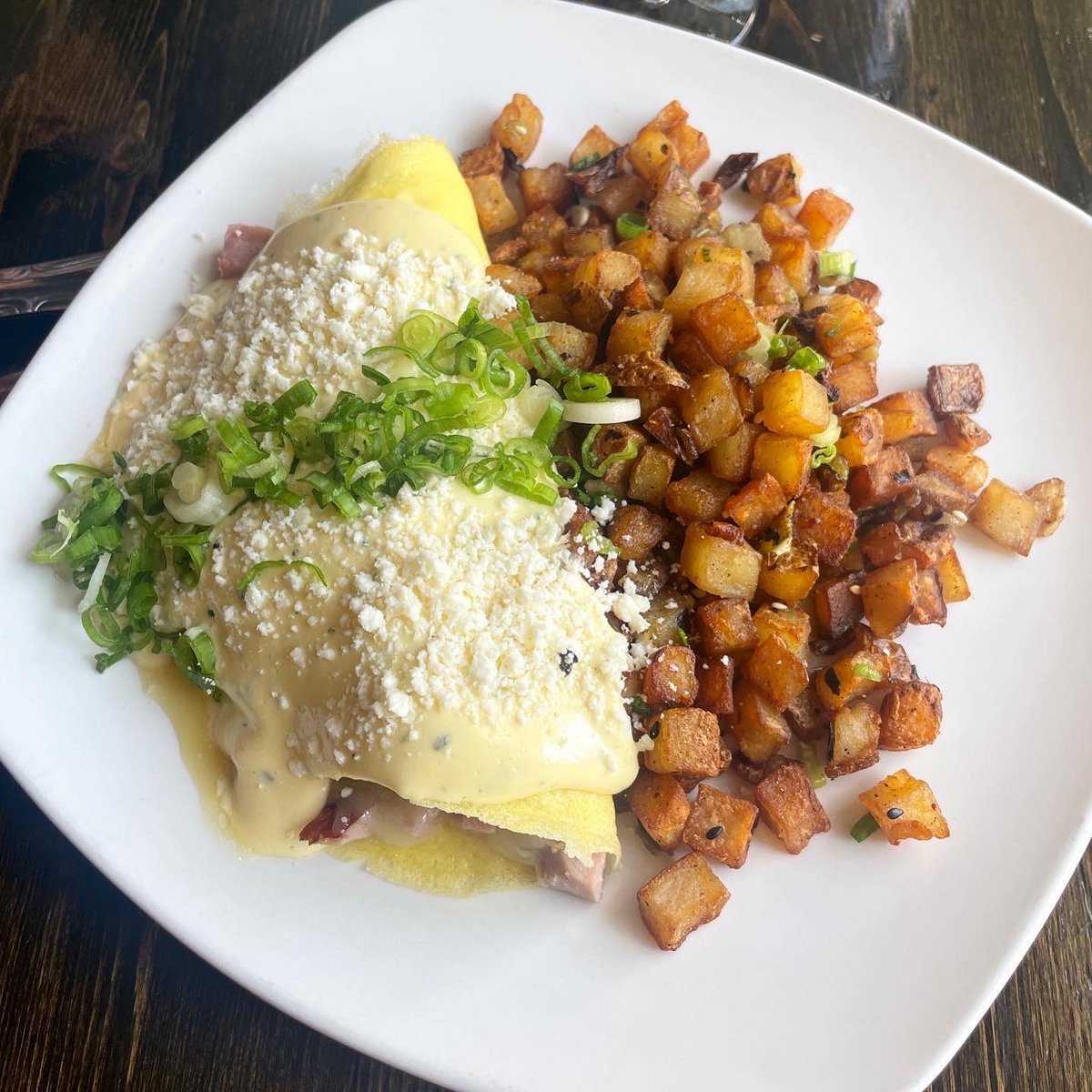 bobsdaughter's tweet photo. Saturday we had date #brunch to pre-celebrate our birthdays this week at @tongueincheekmn it was UNREAL. #stpaulmn #mnfoodie

Read the full #hipsterhack: https://t.co/tPXWZlUlf5 https://t.co/rnNlTPzjeY