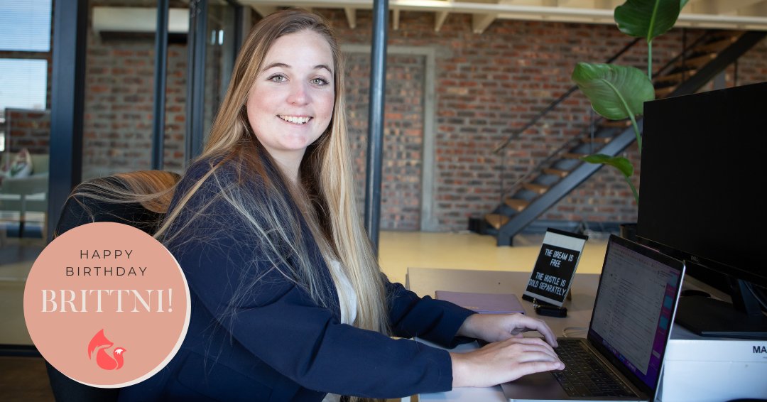 Happy Birthday to our Community Workflow Queen, Brittni! 🦊🦊

#digitalfox #marketingagency #birthday #agencylife