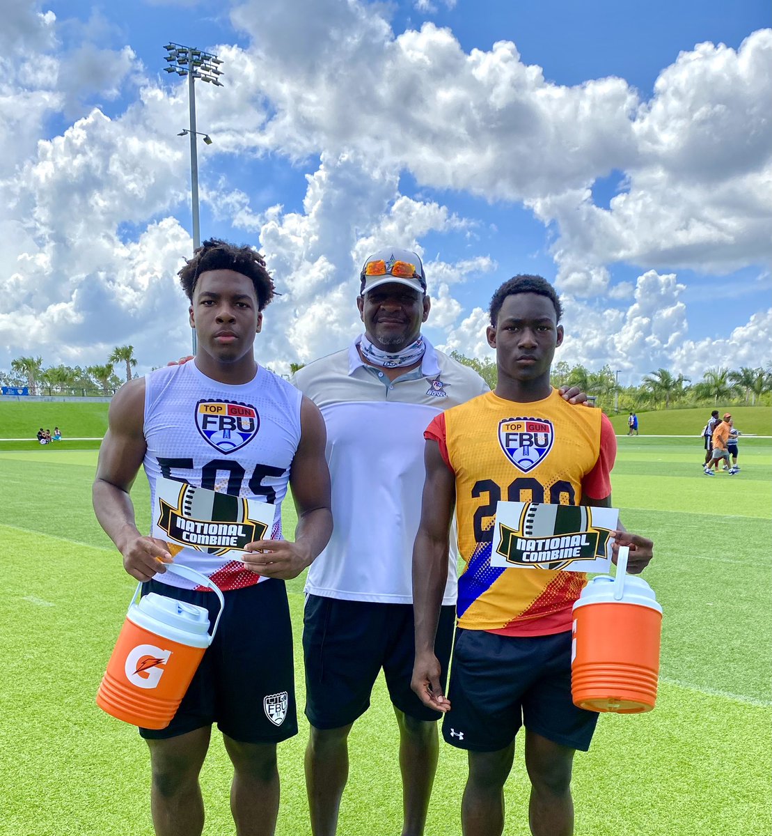 #BlessedAndGrateful to be part of these two @FBUAllAmerican alumni journey. @g6nix and @winstonwatkins_ have put in the work add is paying off with huge dividends. FBU path up next @NationalComb1ne with me in San Antonio!