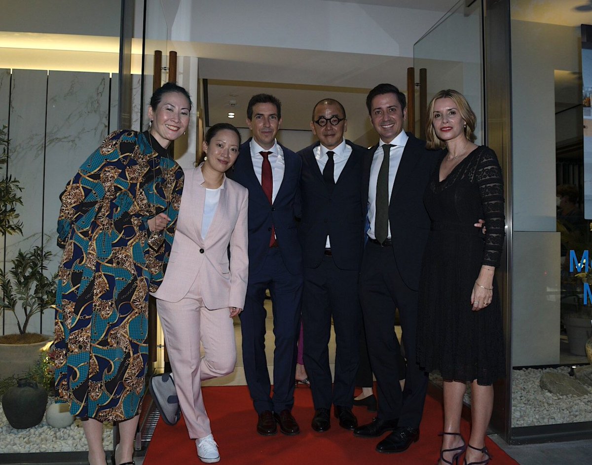 GrupoCosentino's tweet photo. Ampliamos nuestra presencia en Asia con la apertura en #Tokio de un nuevo Cosentino City, formando parte de la renovada expansión global del concepto #CosentinoCity de nueva generación.
Descubre más sobre sus espacios en el siguiente enlace: https://t.co/r8DPNFOdFR https://t.co/uDaSoPhkI5