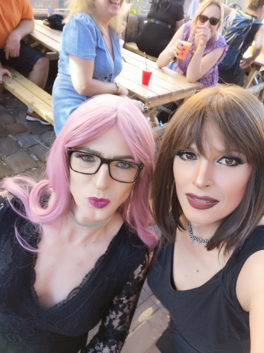 Sparkle 2022 girls out with the beautiful pink Jo jo <a href="/JoJo_XO_2020/">Jo💋❤️</a>