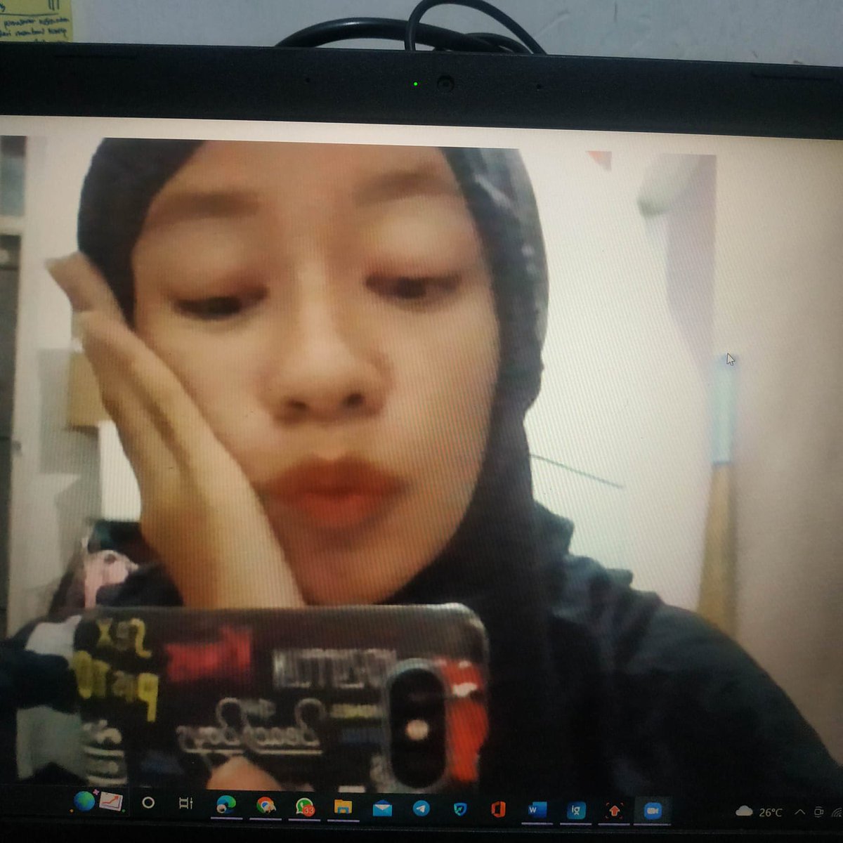 Milamalias's tweet image. muke nangis ak cantik jg - udh nya selfie balikin mood