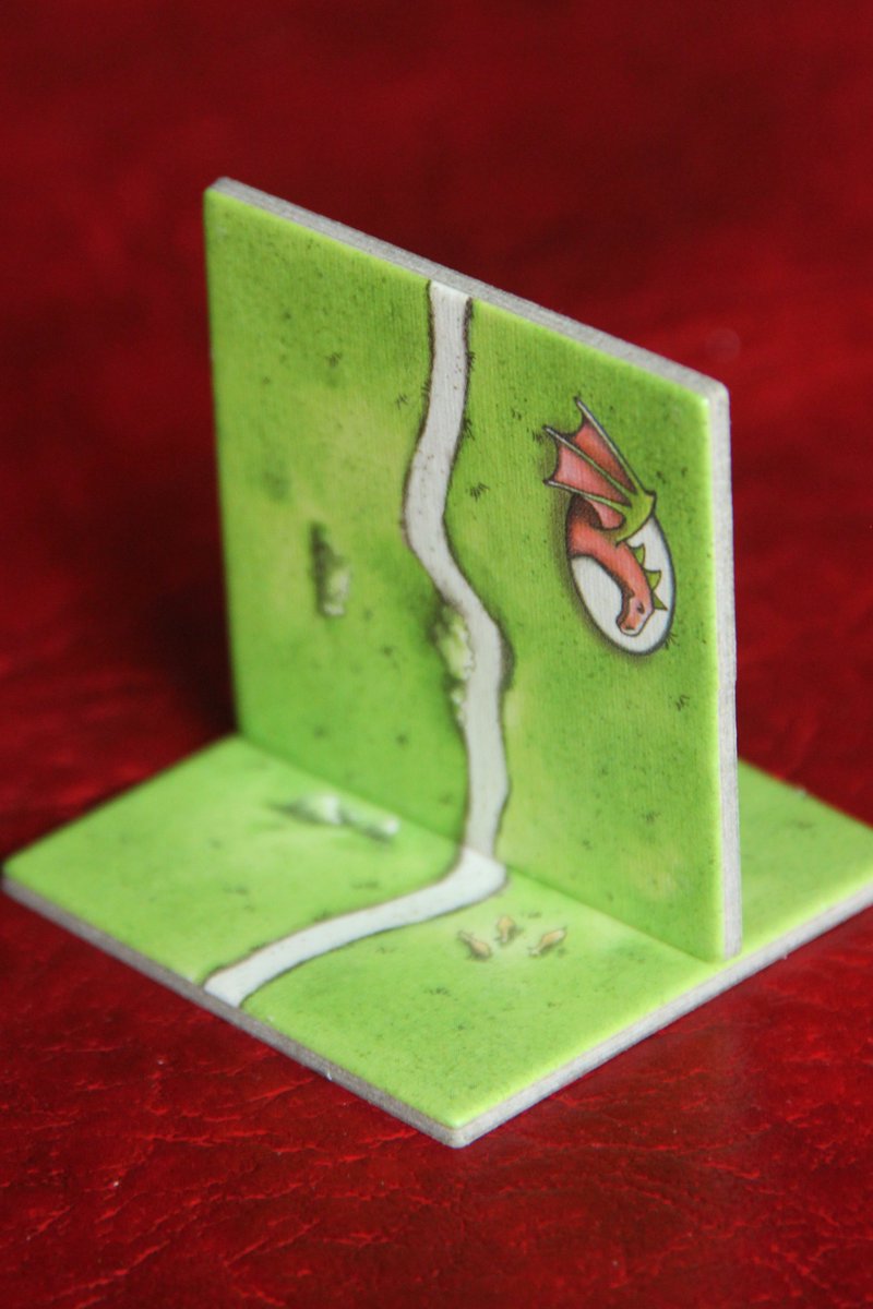 Hilltop_Games's tweet photo. @DiceAndNames That definition is a "gamer term", as orthogonal does not mean #AdjacentButNotDiagonal. What you should do when the rulebook says "place the square tiles orthogonally" ... #geometrypedant https://t.co/YADaoozyo4