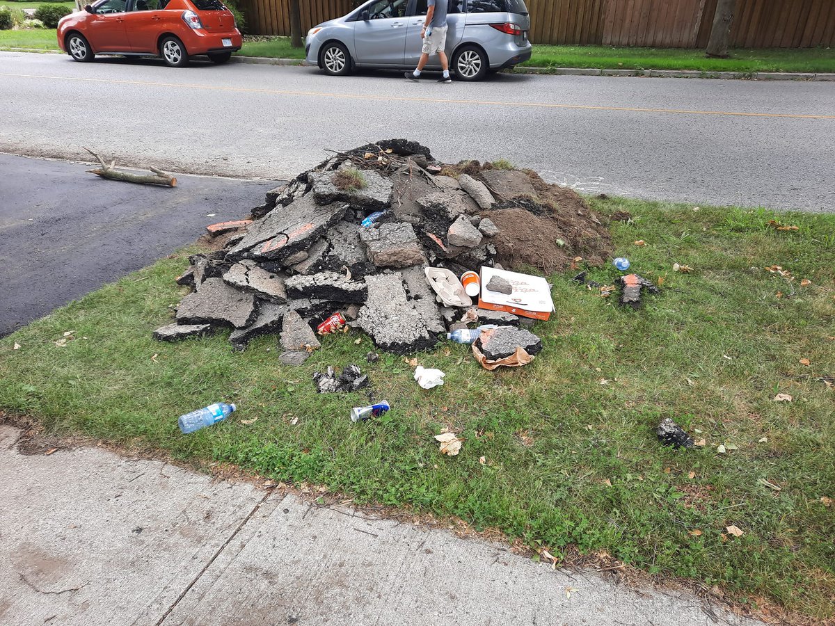 MissFrantastik's tweet photo. DO NOT TRUST #GlobalPavingandAsphalt they took my money and left me all the garbage, along with 2 other homes nearby https://t.co/8F2qTqMVb7