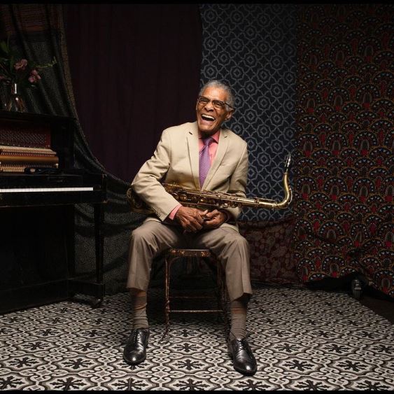 craigramsay53's tweet photo. Bonne fête/Happy 90th Birthday to the legend (and my music hero), Charlie Gabriel.
Hope to see you about February!
#chess_with_charlie #charliegabriel #preshall #preshallband #preshallfoundation #jazz #NewOrleans #NOLA #krewedukanaval https://t.co/R2rIY5zOtE