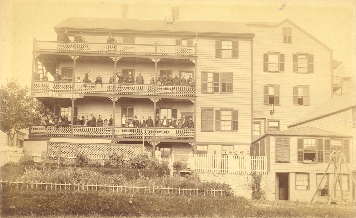 ackhistory's tweet photo. The Veranda House, pictured here with guests circa the 1880s.  Built on the site of the 1684 house of William Gayer, Nathan Chapman and his wife purchased the Veranda House building in 1881. 

Learn more: https://t.co/ra7RYMI2dT https://t.co/4NDFk8jUx0