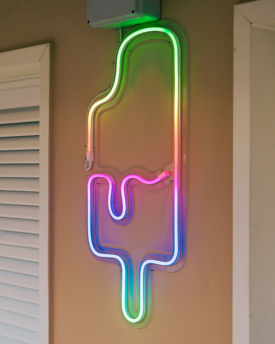 TwinklyLED's tweet photo. What’s better than ice cream when the heat strikes? 🫠🔥

A Twinkly Flex Ice Cream to light up your pool parties al fresco! 🍦✨

#Twinkly #Twinklylights #TwinklyLEDlights #twinklysmartlights #twinklyflex #twinklysummercolelction https://t.co/VMOghGGN8W
