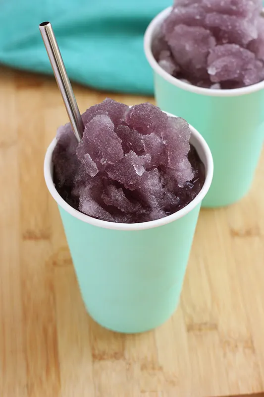 This Easy Slushie Recipe uses just 4 ingredients and is the perfect way to cool down all summer long! Ready in under 5 minutes and full of flavor thanks to the addition of drink powder, like Kool-Aid!

onesweetappetite.com/slushie-recipe/