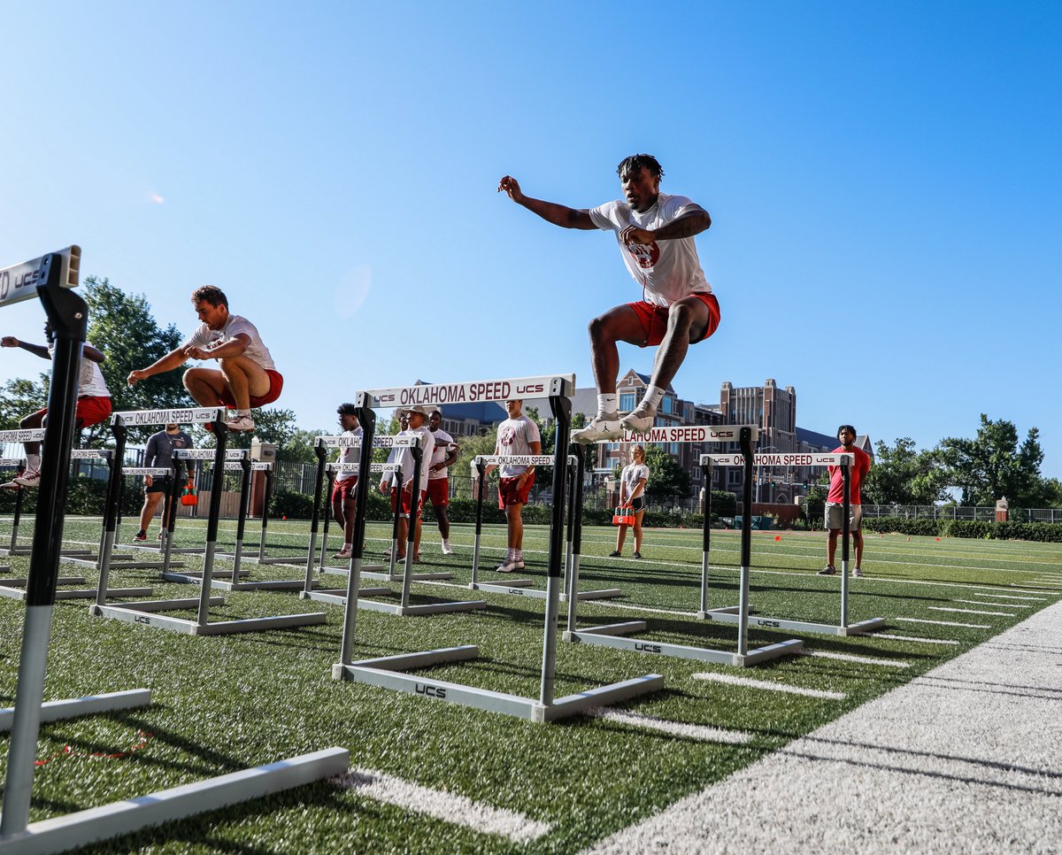 OU_Football's tweet photo. Reaching new heights. 

#OUDNA https://t.co/uvj4EWs7lK