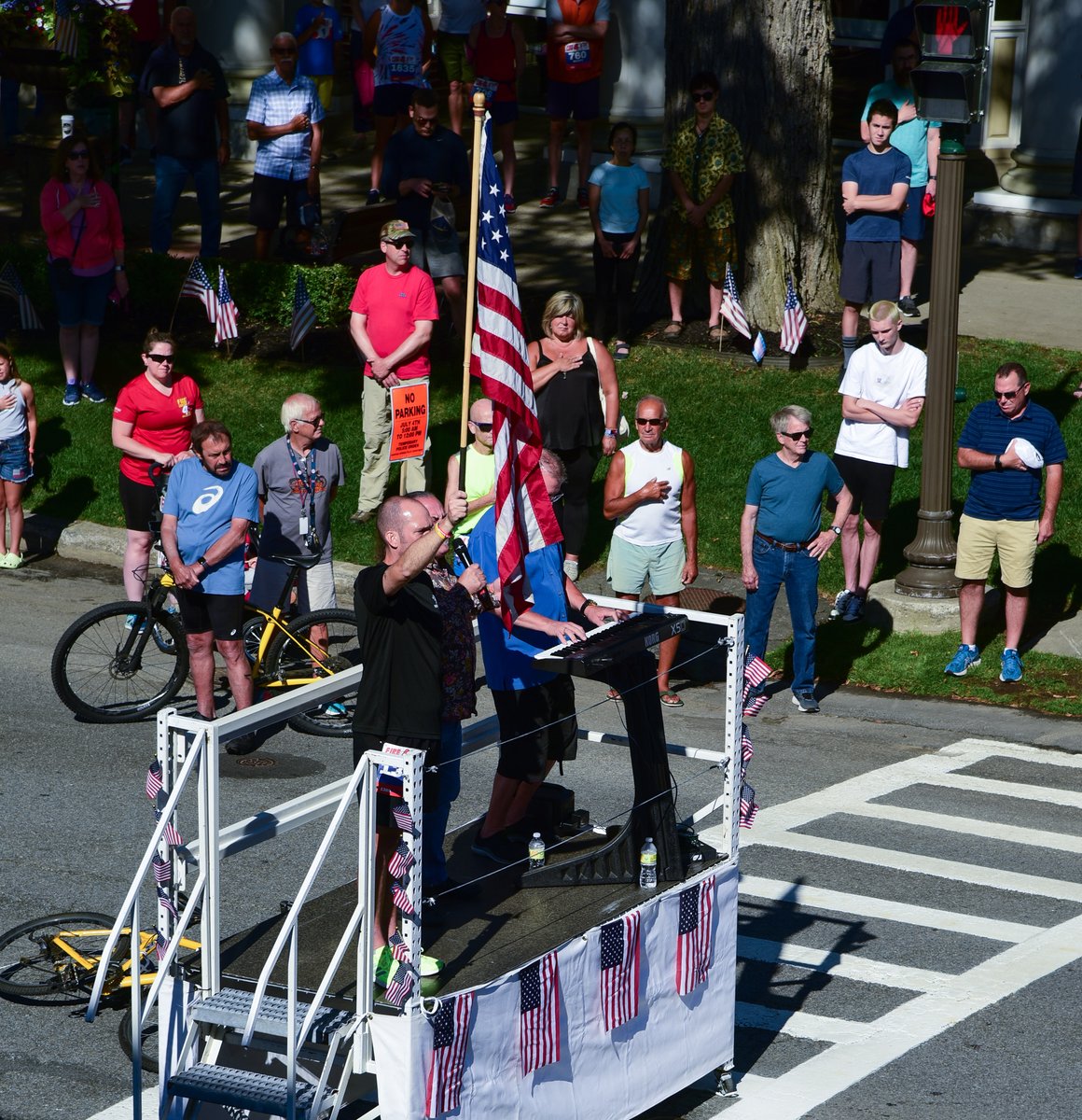 Firecracker_4's tweet photo. One week ago.
Flag: GroundZeroFlag
National Anthem Performers: Will Severin (vocals) &amp; Jeff Halstead (keyboard)

Goosebumps.

🇺🇸 #firecracker4

📷 -  Photos by Amy Sornberger 
"Amy's Here Photography" https://t.co/c6nkxyEDTs