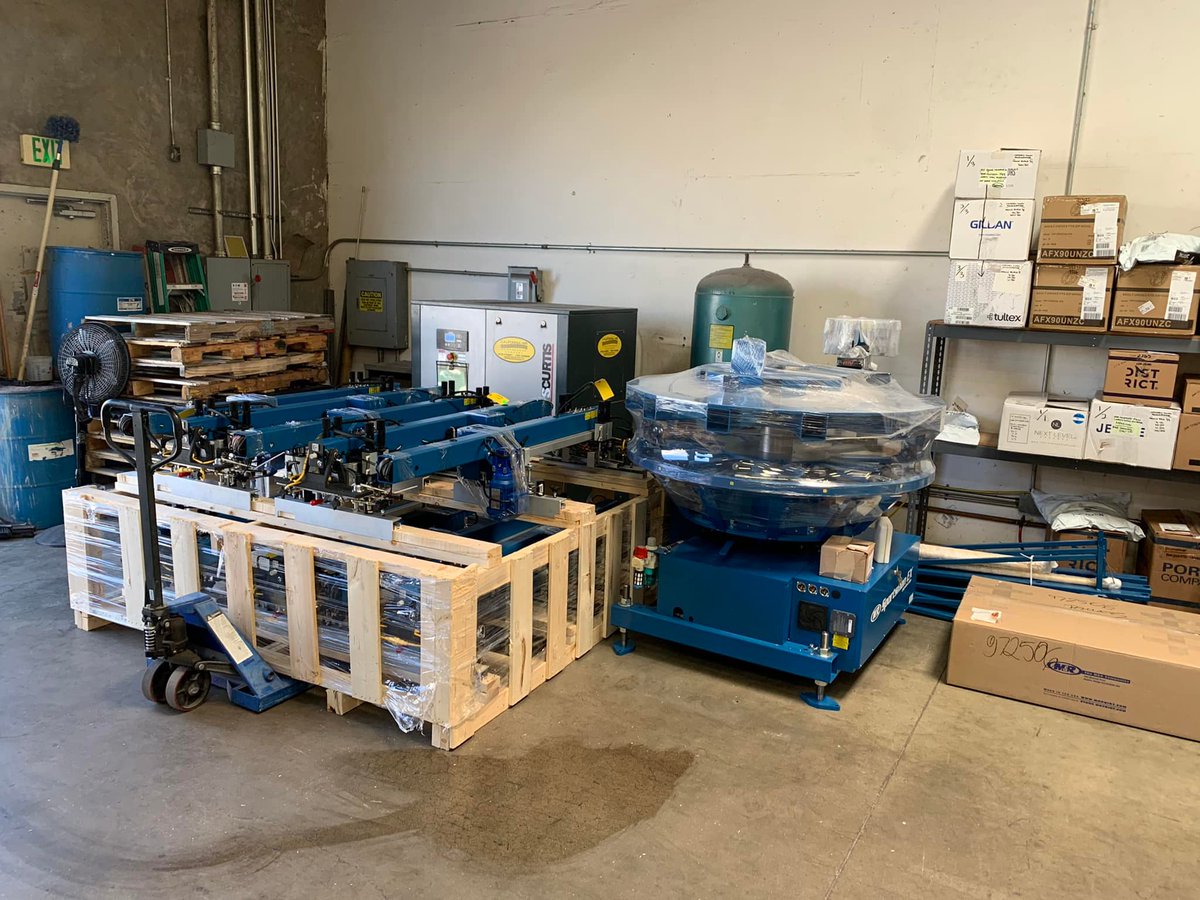 mrcompanies's tweet photo. There is no better feeling than seeing new equipment reach their new homes! ππ€
High Velocitees, Inc., thank you for your support and being part of the #MRBlueCrew
#Screenprinting #sportsman #sportsmanex #screenprintingmachine #automaticpress #printlife #screenprintingequipment https://t.co/h8LlqZ0LYB