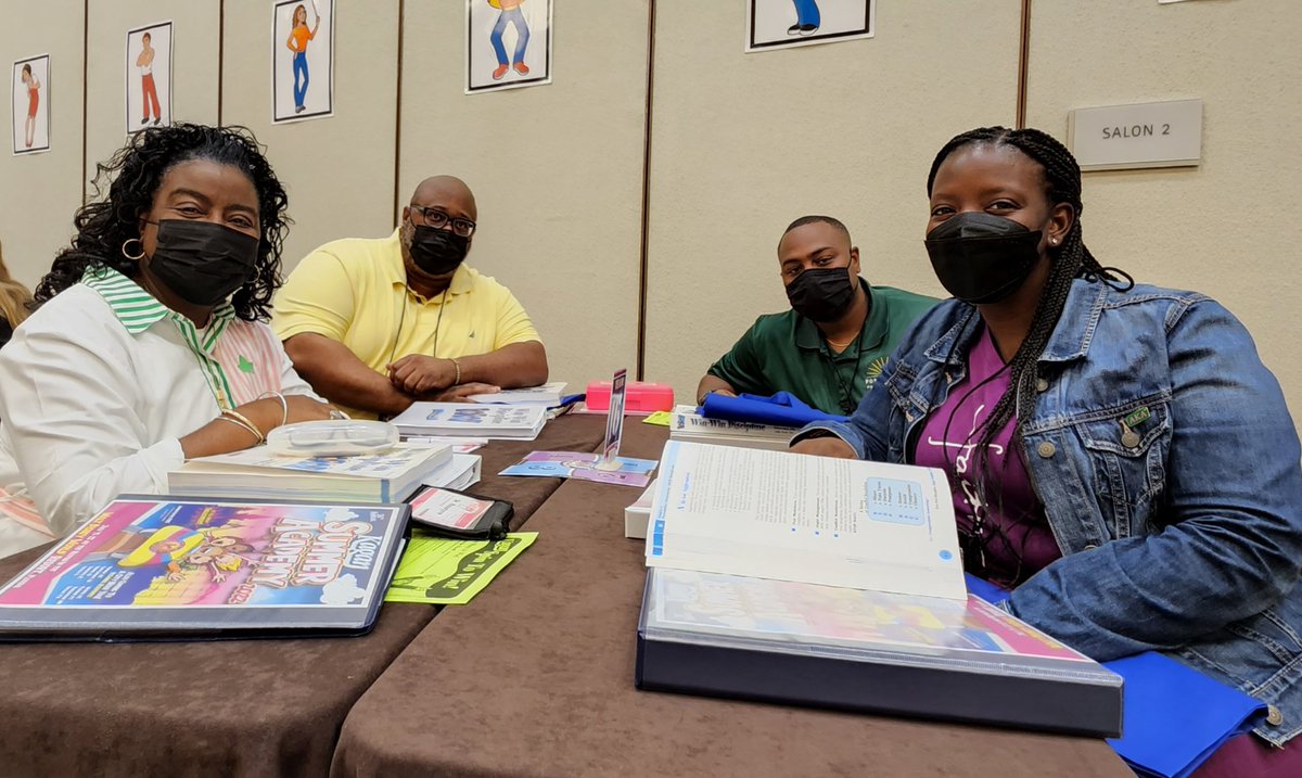 Sand120513's tweet photo. Portsmouth Behavorial Interventionists learn the ABCD Preventative Procedures from the #WinWinDiscipline #ppsshines .@PortsVASchools @KaganOnline https://t.co/FT3APl9xYm