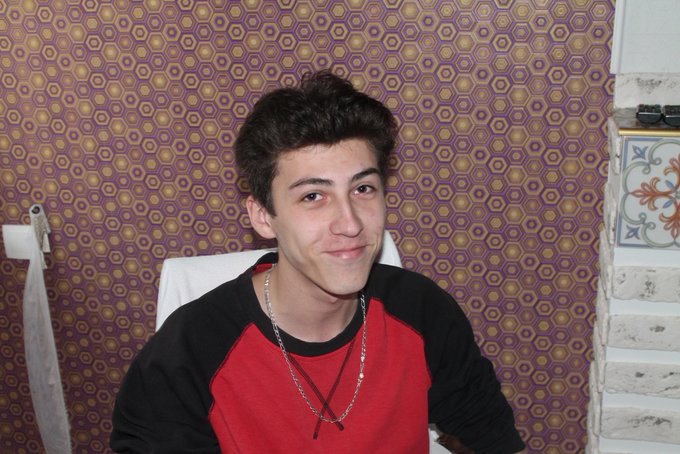 An old unsuccessful photo, but I then did a photo shoot 18+ https://t.co/OI4hkCSktK<a href="/tag/%D0%BD%D0%BE%D0%B2%D0%B0%D1%8F%D0%B0%D0%B2%D0%B0%D1%82%D0%B0%D1%80%D0%BA%D0%B0"class="tags"><span>#новаяаватарка</span></a>