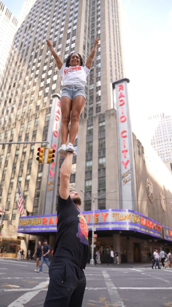 Rockefeller Center on Twitter "Gabi Butler and Ricky Nunn bringing the(04)